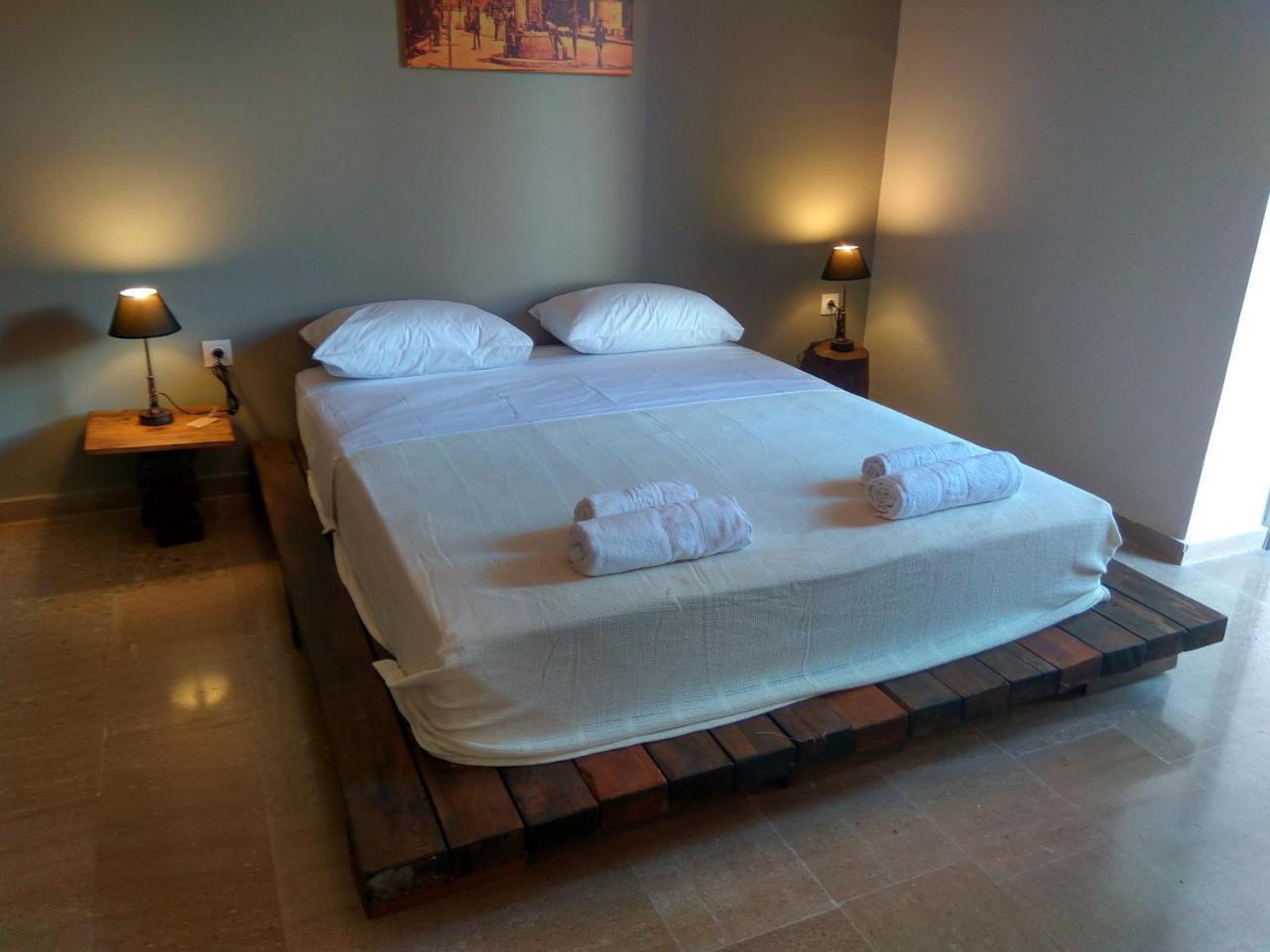 Appartement Lavender à Kalamata Extérieur photo